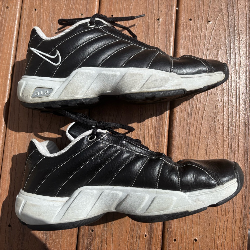 Nike Air Cross train size 14 Black and White leather Men's Sneakers